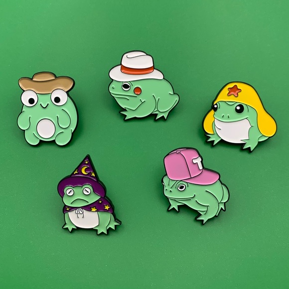 Frogs with hat pins - Picture 1 of 7
